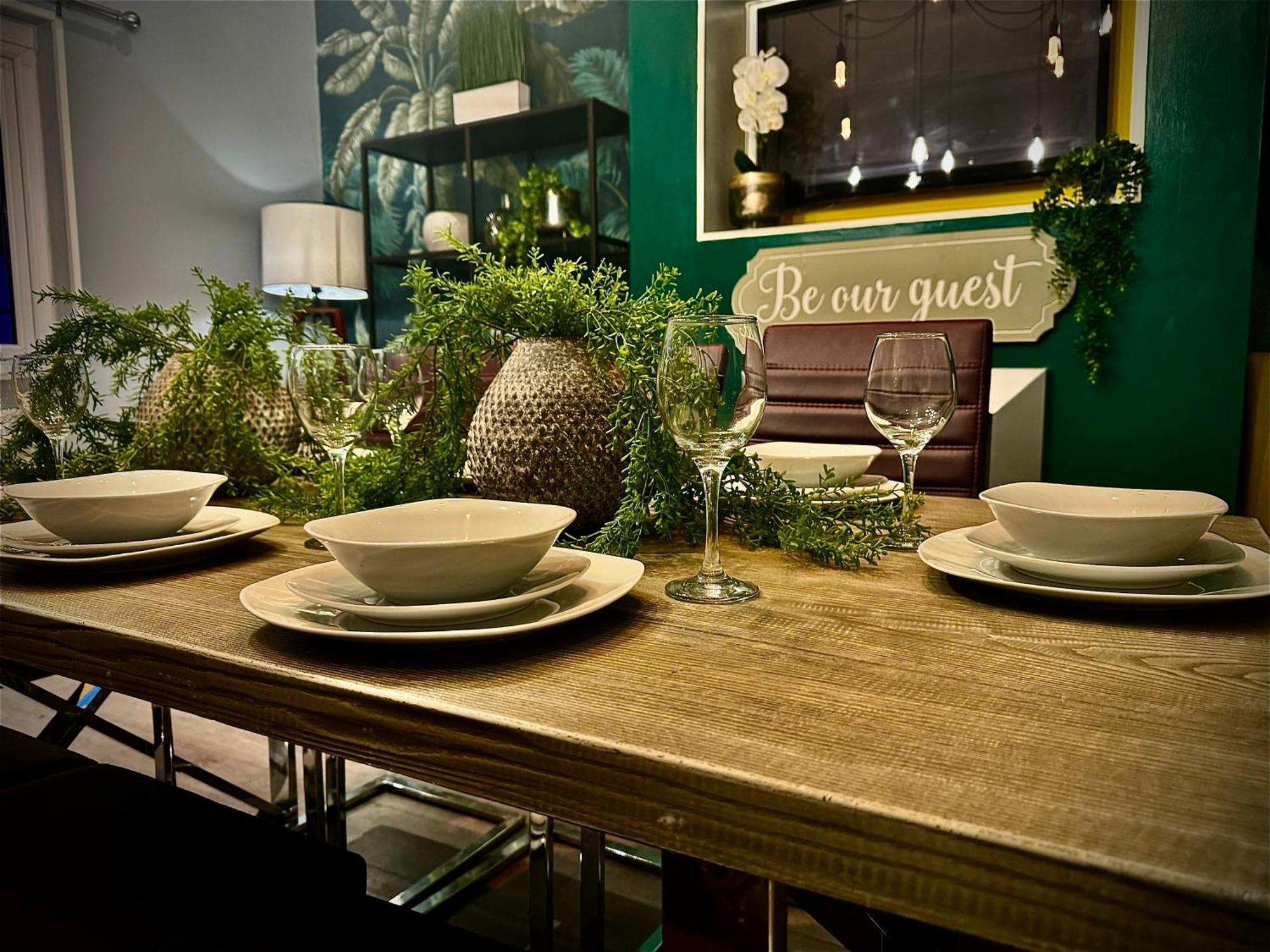 Vila Sleeps10-Parking-Garden-Hottub-Petfriendly Blackpool Exteriér fotografie